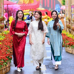 Bộ Nội vụ đề xuất phương án nghỉ Tết Âm lịch 2026 liên tục 9 ngày