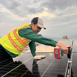 Lắp điện mặt trời mái nhà tự dùng sẽ không cần thông báo với ngành điện?