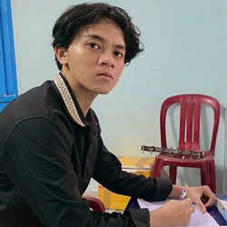 Nam sinh phụ quán ăn, vào đại học trong tiếng la ó hằng ngày của người mẹ bệnh tâm thần