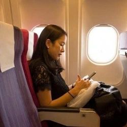 Phải trả bao nhiêu để được dùng WiFi trên máy bay Vietnam Airlines?