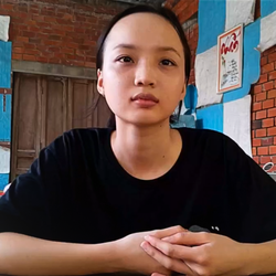 Nữ sinh mồ côi cha, ở nhờ mẹ chị dâu được thầy giáo cho mượn tiền đóng học phí
