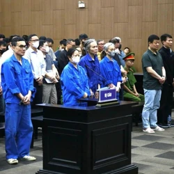 Ông chủ Hàn Quốc chỉ đạo dùng tên giả cho người Việt vào sòng bạc hơn 2.500 tỉ đồng