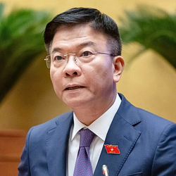 Phó thủ tướng Lê Thành Long nói về quy định kỷ luật học sinh