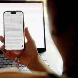 Người trẻ tìm đến AI giữa vòng xoáy cô đơn