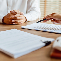 Đại biểu Quốc hội đề xuất có mẫu hợp đồng chung cho bảo hiểm nhân thọ