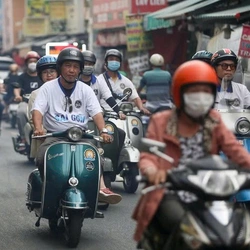 Chuyển đổi xe máy chạy xăng sang chạy điện như thế nào, chi phí bao nhiêu?