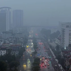 Hà Nội ô nhiễm không khí ở mức cao, làm gì để thủ đô trong lành trở lại?
