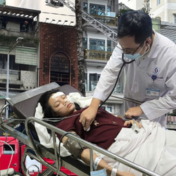 Nữ nhân viên thoát chết kể giây phút sinh tử trong vụ cháy quán bún ốc ở TP.HCM