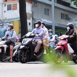 TP.HCM thí điểm sang tên xe qua ứng dụng VNeID không cần công chứng