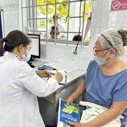 TP.HCM phân bổ nhân lực cho các trạm y tế như thế nào sau khi tinh gọn?