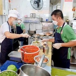 Từ 1-7-2025, chủ hộ kinh doanh phải đóng bảo hiểm xã hội bắt buộc