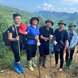 Tranh cãi lý do hàng trăm giáo viên vùng cao 'trượt' khen thưởng
