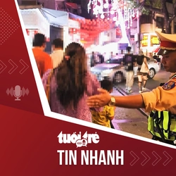 Tin tức tối 15-6: Cảnh sát mời nhiều du khách rời khỏi cà phê đường tàu Hà Nội