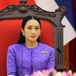 Nước cờ chủ động của Thủ tướng Thái Lan trước nguy cơ bị tạm đình chỉ chức vụ