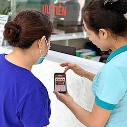 Người bệnh mua thuốc qua VNeID, nhận thuốc tại nhà ra sao? Các mốc thời gian thực hiện
