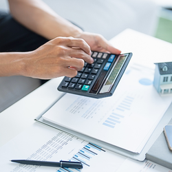 Chủ hộ kinh doanh có thể giao người thân làm kế toán