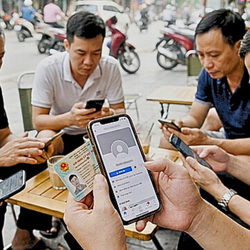 Vì sao cần thiết phải xác thực danh tính trên mạng xã hội?