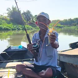 Về miền Tây xem câu tôm trên sông Hậu ở Long Xuyên, An Giang