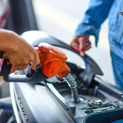 Bộ Công Thương nêu lý do giá xăng dầu được điều chỉnh tăng mạnh trở lại