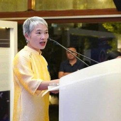 Hai phút tại Quốc hội Mỹ và chuyện về bác sĩ Khuất Thị Hải Oanh, người con gái của vị tướng anh hùng