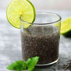 Chuyên gia dinh dưỡng nói gì trước 'trào lưu' pha hạt chia cùng nước lọc uống để giữ dáng?