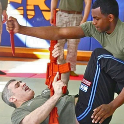Vì sao môn võ krav maga của người Israel lại phổ biến bậc nhất trong quân đội các nước?