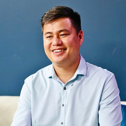 Nghe á quân Ngũ Dương Bôi Lại Lý Huynh kể về cha và những đam mê ngoài cờ tướng