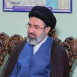 Tân lãnh tụ tối cao Iran là người 'giật dây' tại trung tâm quyền lực ở Tehran?