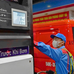 Đề xuất giảm thuế nhập khẩu xăng dầu về 0% trước biến động giá năng lượng