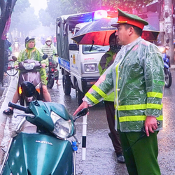 Xem xét trách nhiệm cán bộ nếu để tái diễn vi phạm trật tự đô thị