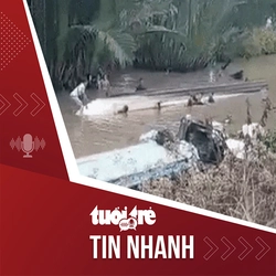 Tin tức tối 2-5: Lật đò chở khách tham quan Mẹ Đông Hải, hơn 10 người rớt xuống sông