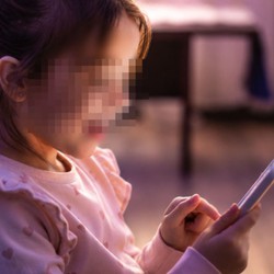 Nhiều trẻ bướng bỉnh, chống đối vì được nuông chiều quá mức