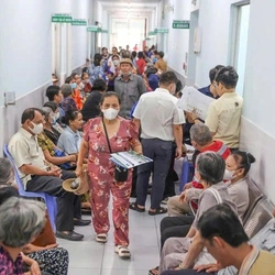Người thường trú và tạm trú tại TP.HCM có được khám sức khỏe định kỳ miễn phí?