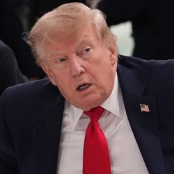 Nhiều nghị sĩ bức xúc vì ông Trump chưa công bố chi tiết nào về thỏa thuận hòa bình Mỹ - Iran