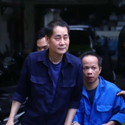 Khai tại tòa, đạo diễn Lê Minh: Tạt sơn nhà bạn do tức tối dồn nén nhiều năm chứ không vì đòi nợ