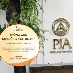  Thêm tiệm kim cương đóng cửa né 'bão' do không còn tiền để mua lại hàng