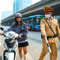 Thực hư thông tin 'người từ 16 đến dưới 18 tuổi đi mọi loại xe máy đều bị phạt’