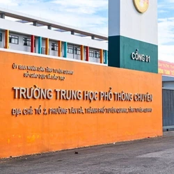 Các bài thi liên quan vụ điểm 10 toán ở Tuyên Quang sẽ được xử lý ra sao?