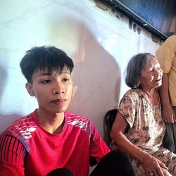 Lê Viết Hồng Anh nghẹn ngào khi được xóa khoản nợ 1,7 tỉ đồng của cha mẹ