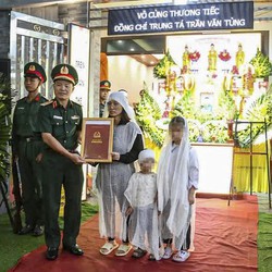 Thiếu tá hy sinh khi dũng cảm cứu người được truy thăng quân hàm