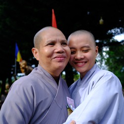 Cô nữ sinh 14 năm nương náu nhà chùa Đại học Y Dược Buôn Ma Thuột cấp học bổng 6 năm học
