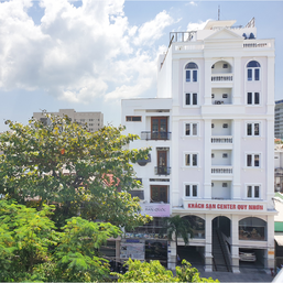 Khách sạn Quy Nhơn Center - Gia Lai