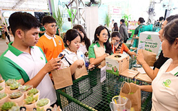 Vietnamese consumers gradually shift toward eco-friendly living