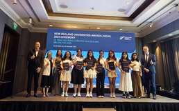 New Zealand grants first-ever undergraduate scholarships to 8 Vietnamese students