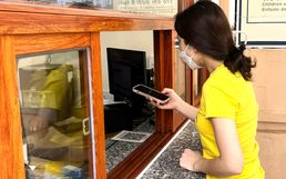 In Nha Trang, tourists travel cash-free with QR codes, contactless payments