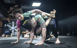 Video of female MMA fighter subduing man in Hanoi parking garage goes viral