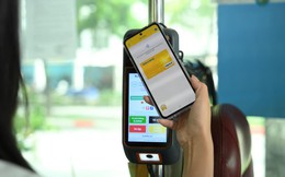 Thanh toán thẻ NAPAS trên xe buýt: Chỉ cần ‘chạm’ là đi