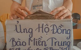 Đoàn từ thiện ăn cơm miễn phí, học sinh nhịn quà sáng vì miền Trung