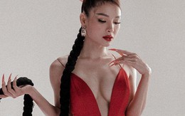 Bị gắn mác 'ca sĩ 18+', Phương Trinh Jolie nói gì?