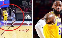 LeBron James gây sốt với pha ném 3 điểm không cần nhìn